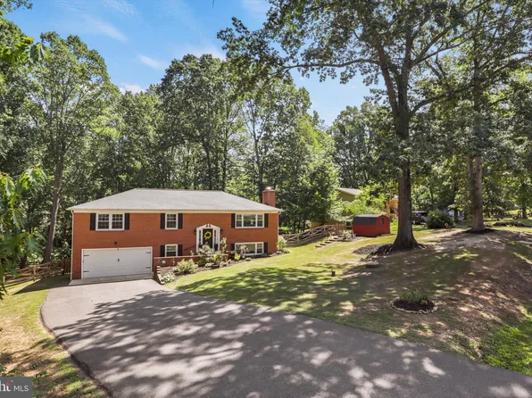 200 Aquia Bay Ave, Stafford, VA 22554