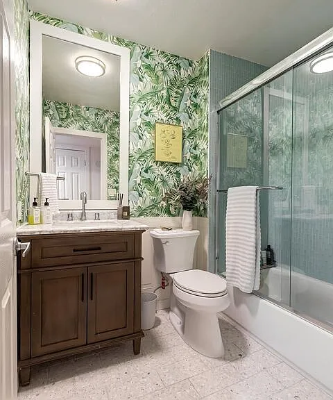 141 S Clark Dr #208 — Photo 8