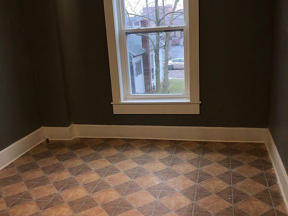 4th image of 312 N Mulberry St #4