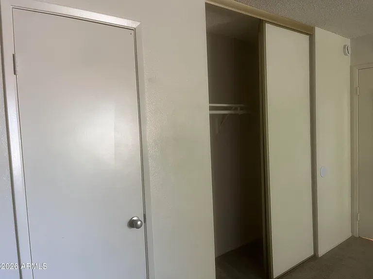 5902 W Townley Ave — Photo 17