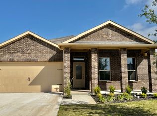1926 Legacy Dr, Cleburne, TX 76033