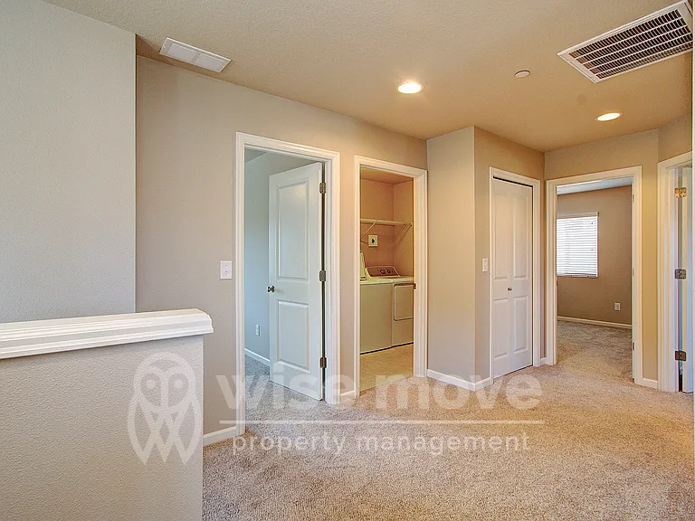 7317 N 93rd Ave — Photo 15