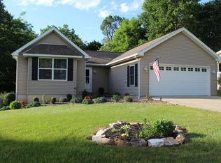 85 Old Orchard Rd, Milton, PA 17847