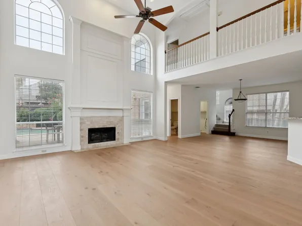 4452 Lone Tree Dr, Plano, TX 75093