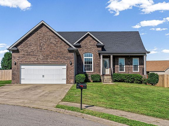 2nd image of 1795 Stone Hill Ct