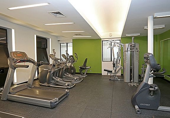 5th image of 410 W 52nd St #7T