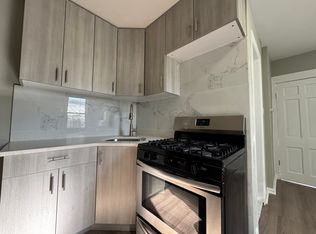 135 Piave Ave #1F, Staten Island, NY 10305