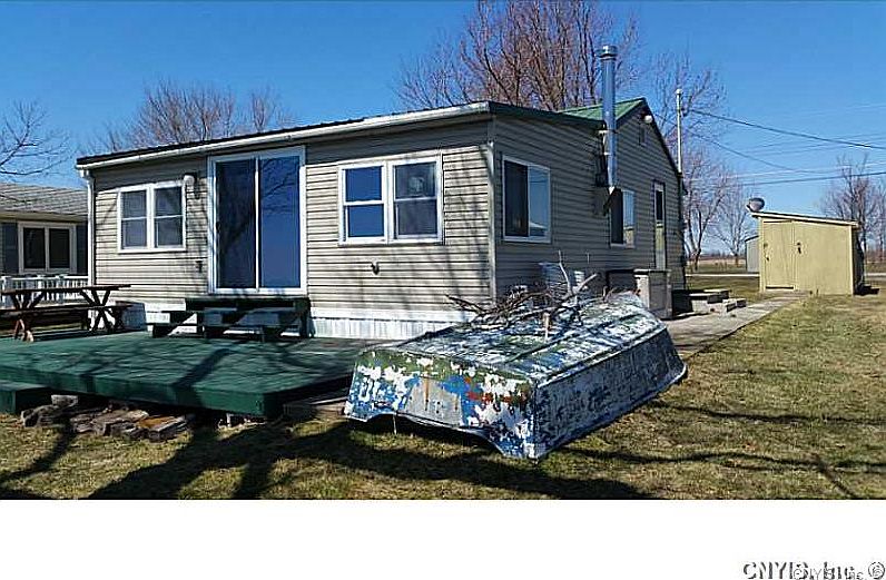 2nd image of 10492 Duck Harbor Rd