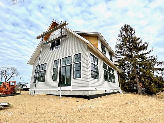 908 Boston Post Road