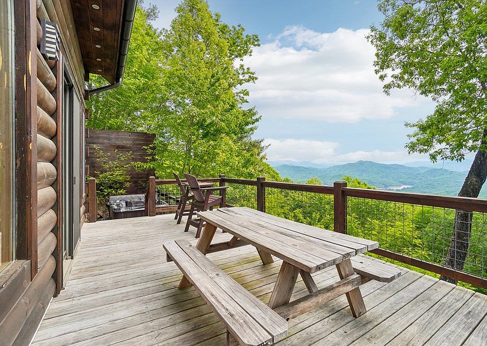 16th image of 91 Lady Slipper Ln