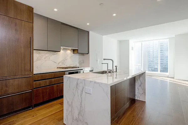 Rented by Keller Williams NYC | media 28