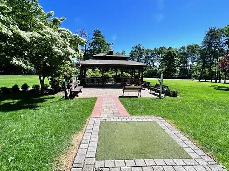 120 Exmore Ct #A — Photo 10