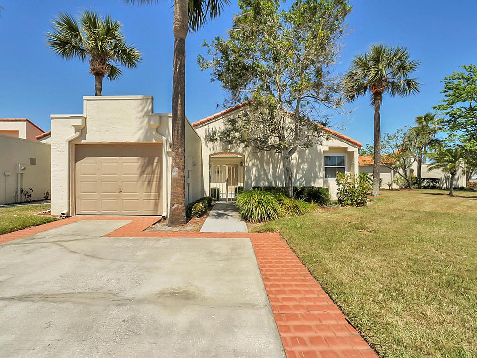 1st image of 754 Pine Island Dr