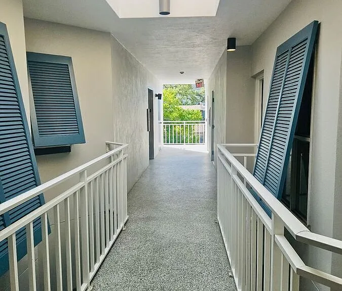 2314 S Clewis Ct #301 — Photo 5