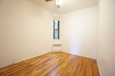 Rented by Rennit Inc.