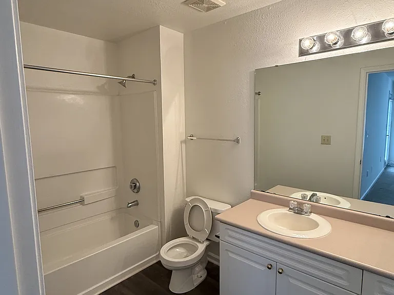 18 Hamiltons Bay Ct #CT436 — Photo 8