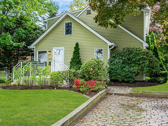 5th image of 543 Harris Avenue