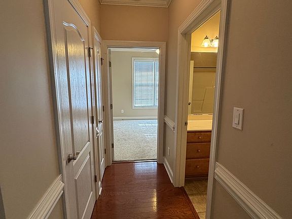 5th image of 210 Fountainhead Ln Unit 203
