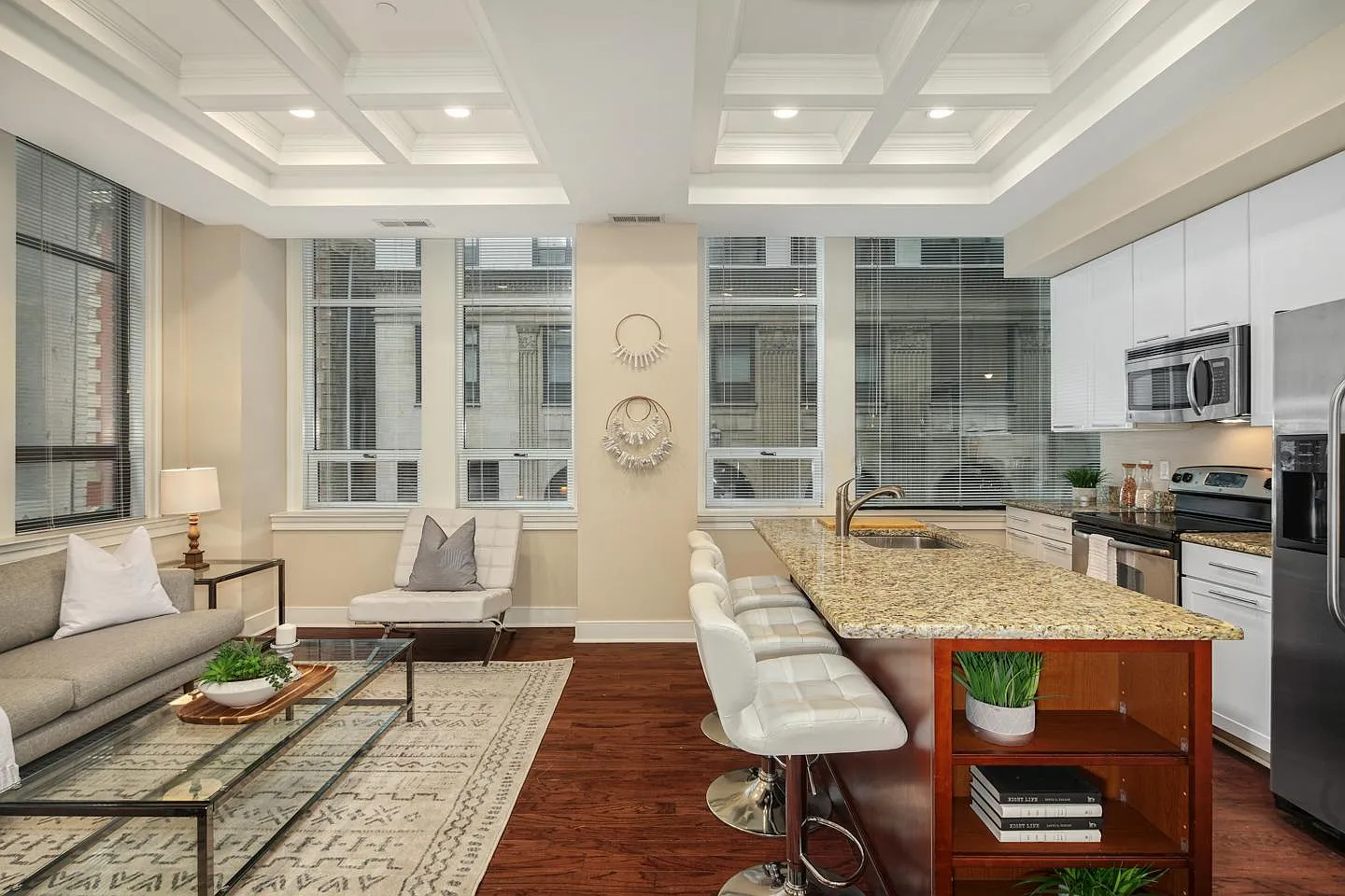 1501 Locust — Photo 3
