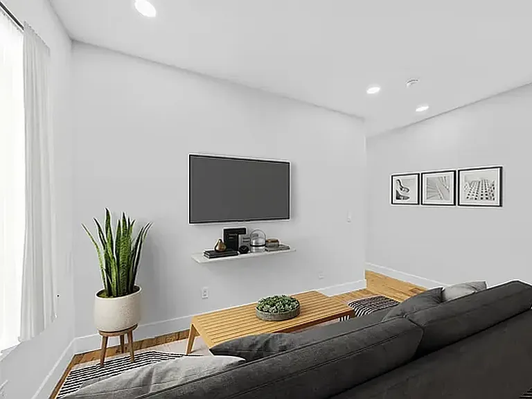663 Flatbush Ave #2R — Photo 2