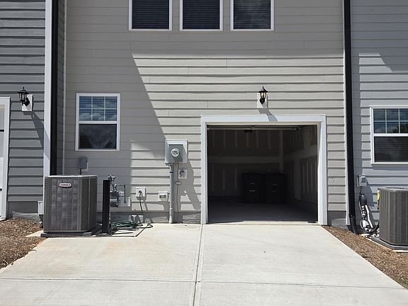 2nd image of 1046 Wildwood Grove Dr