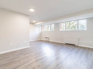 2400 41st St NW APT 104, Washington, DC 20007