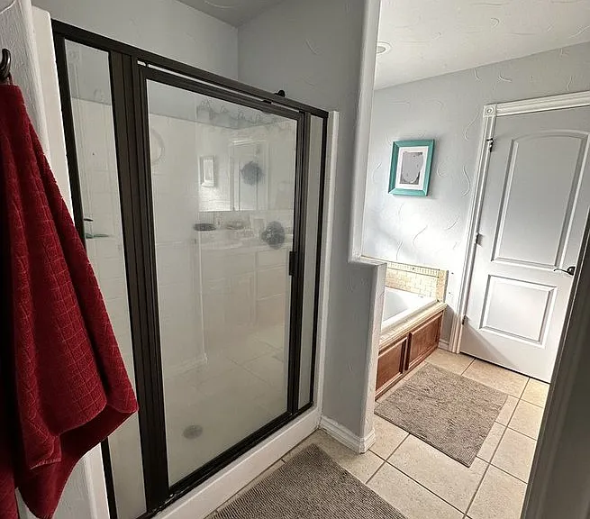1205 Alma Dr — Photo 24