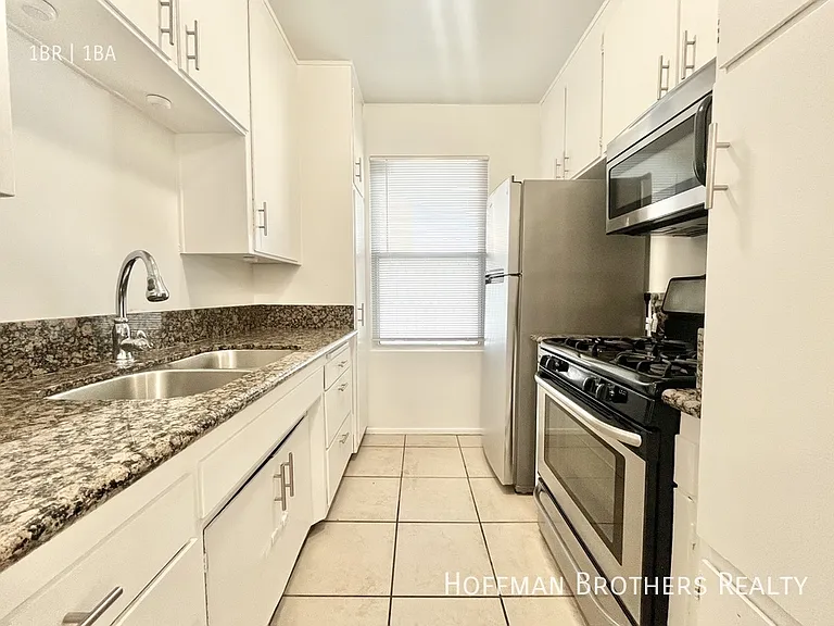 5226 Lexington Ave #15 — Photo 1