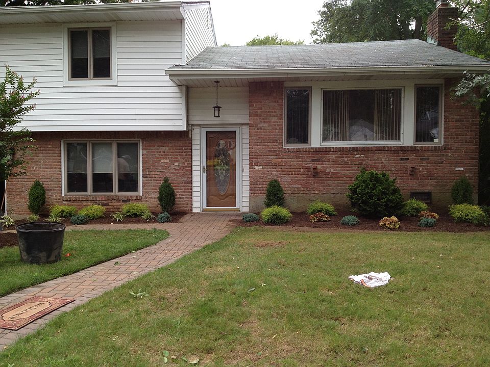 1st image of 41 Cambridge Dr