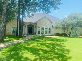 3241 Golden Oaks Cir, Granbury, TX 76049