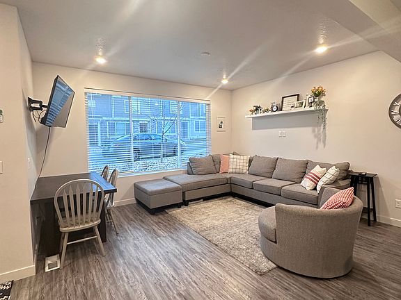 4th image of 3713 W Pure Nirvana Ln