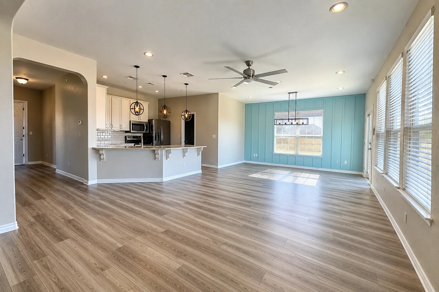 155 Connor Elkins Dr — Photo 2