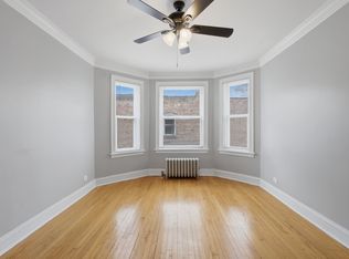 7610 S Saginaw Ave #3A, Chicago, IL 60649