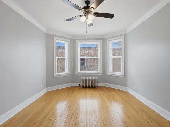 7610 S Saginaw Ave #3A, Chicago, IL 60649