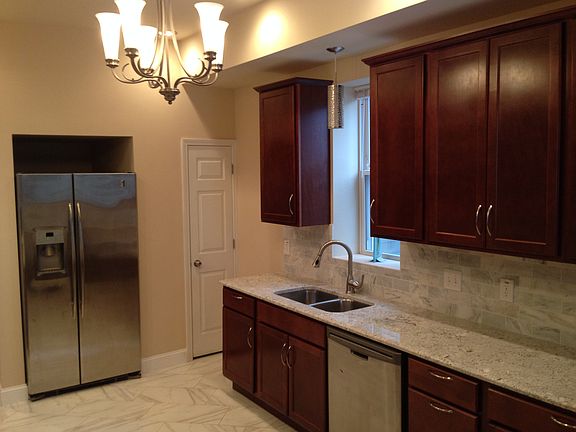 5th image of 3939 Westminster Pl
