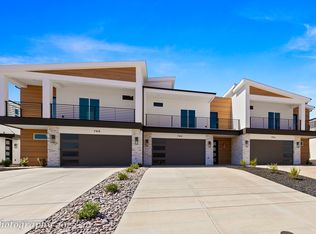 952 E Desert Cactus Dr, Washington, UT 84780
