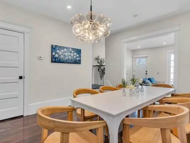 30 N Montgomery Ave — Photo 14