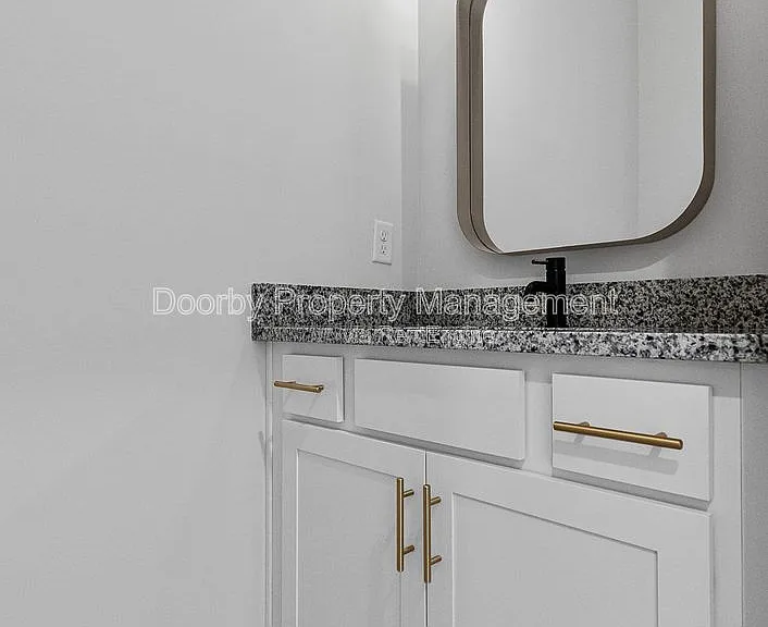 436 Wayne Ave — Photo 11