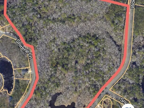 10492 Woolmarket Lake Rd, Biloxi, MS 39532