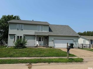 3110 Oak St, Davenport, IA