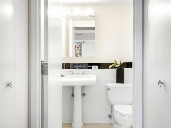 300 West 145th Street image 9 of 17