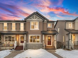 2830 18a Ave NW, Edmonton, AB T6T 0N8