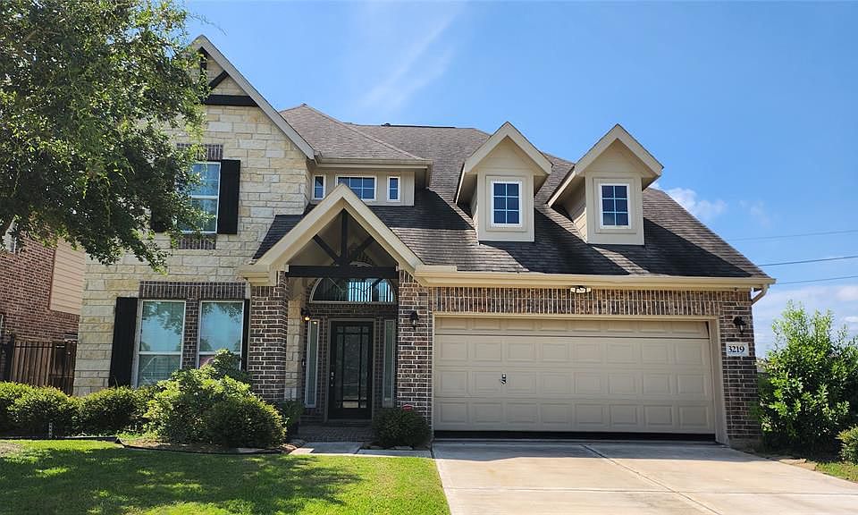 1st image of 3219 Lake Shore Harbour Dr