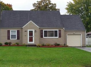 1884 Highland Rd, Hermitage, PA 16148