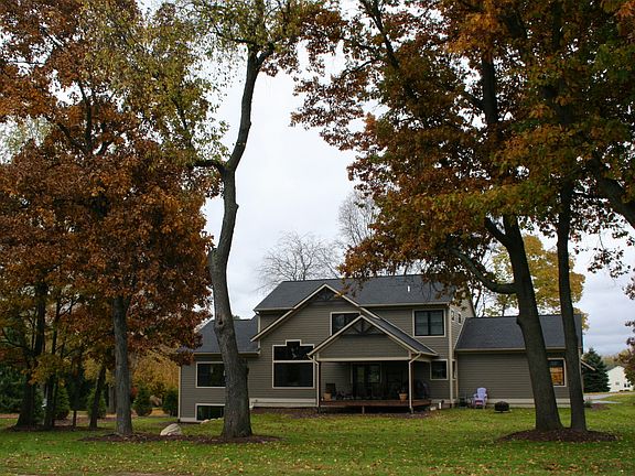 3rd image of 1255 Old Oak Hill Dr SE
