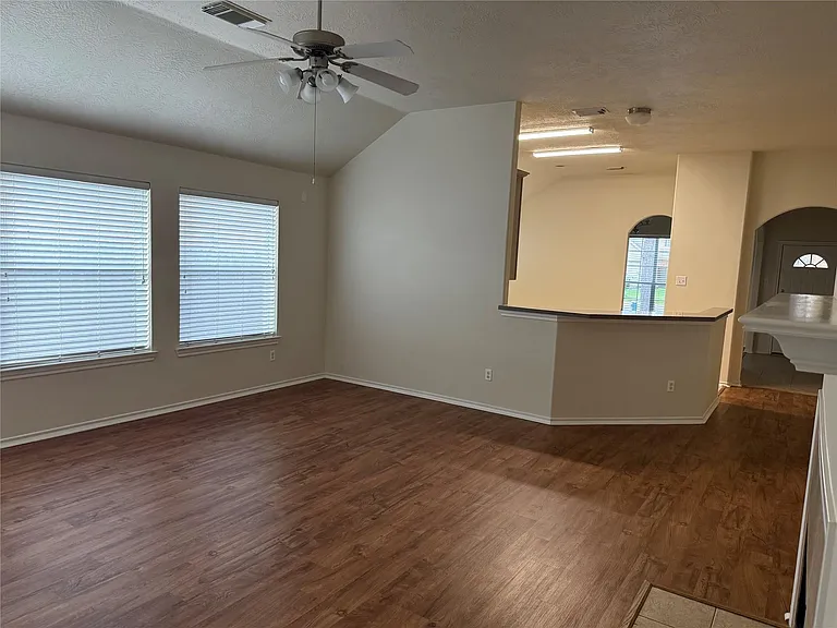 5118 Birch Manor Ln — Photo 16