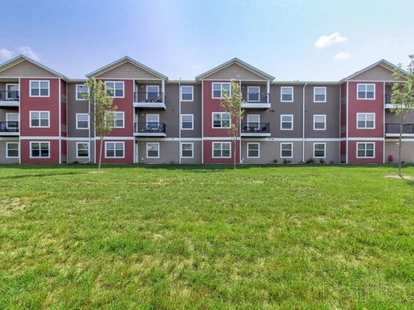 Kenwood on 5th Apartments