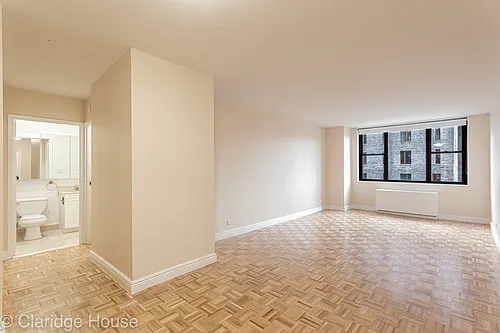 201 E 87th St #14H Photo 1