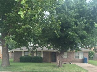 412 Margaret Dr, Tuttle, OK 73089
