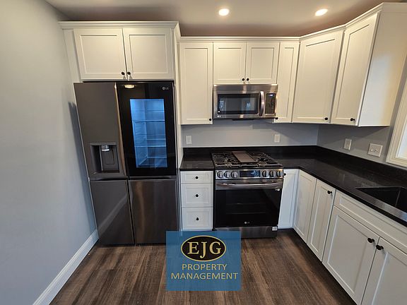 3rd image of 20 Sapphire Ln #20
